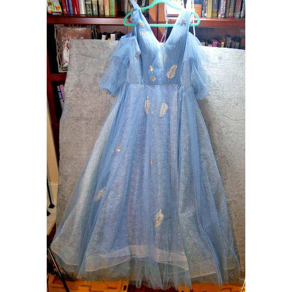 Tulle Gown Size 16 New with tags - Picture 1 of 8
